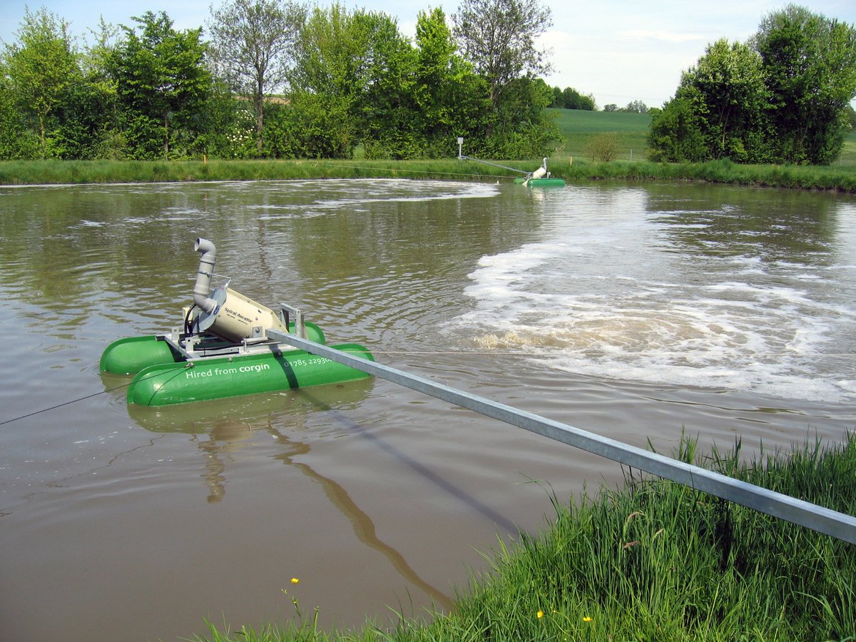 spiral-aerator-surface-mounted-floating-design-for-quick-and-easy-integration