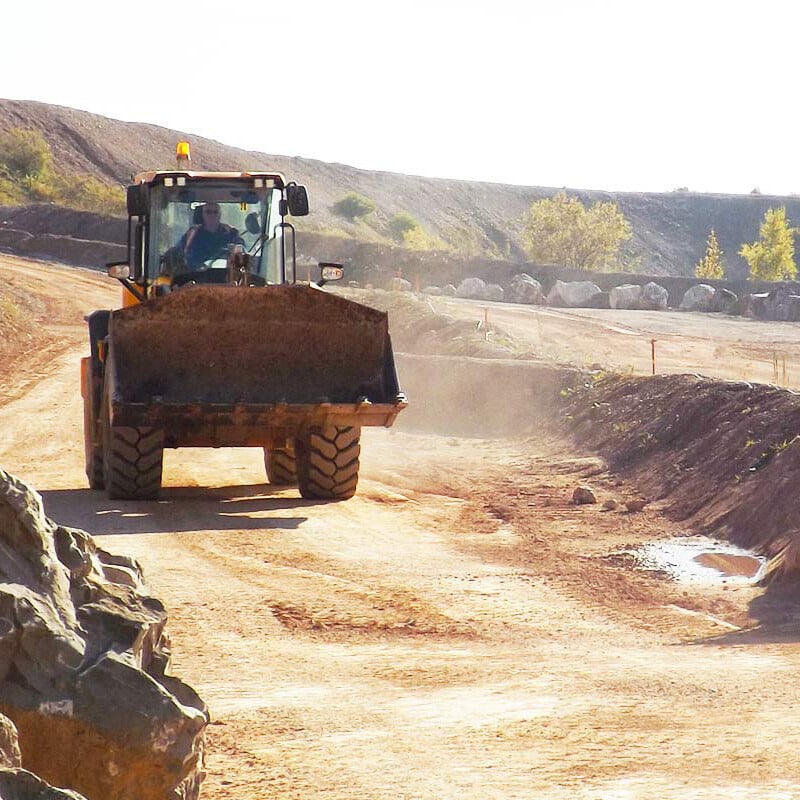 dust-fast-dust-suppressant-reduces-tractor-bowser-maintenance-and-fuel-costs