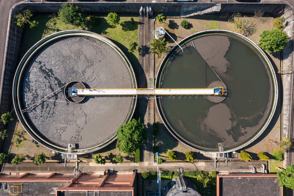 wastewater-primary-settlement-tanks-and-clarifiers-aeration-and-mixing